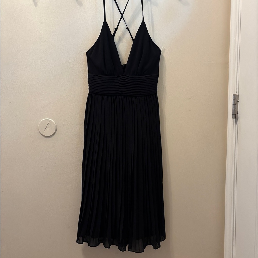 Lulu's Black Sleeveless Halter Midi Dress